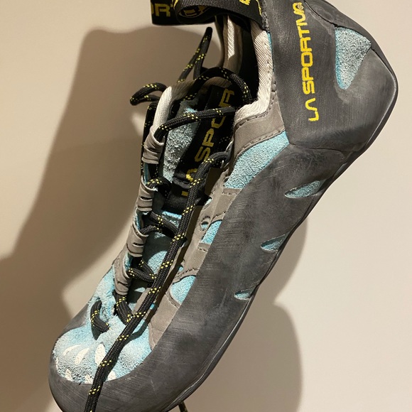 La Sportiva Tarantulace Women’s Climbing Shoes - Picture 2 of 9